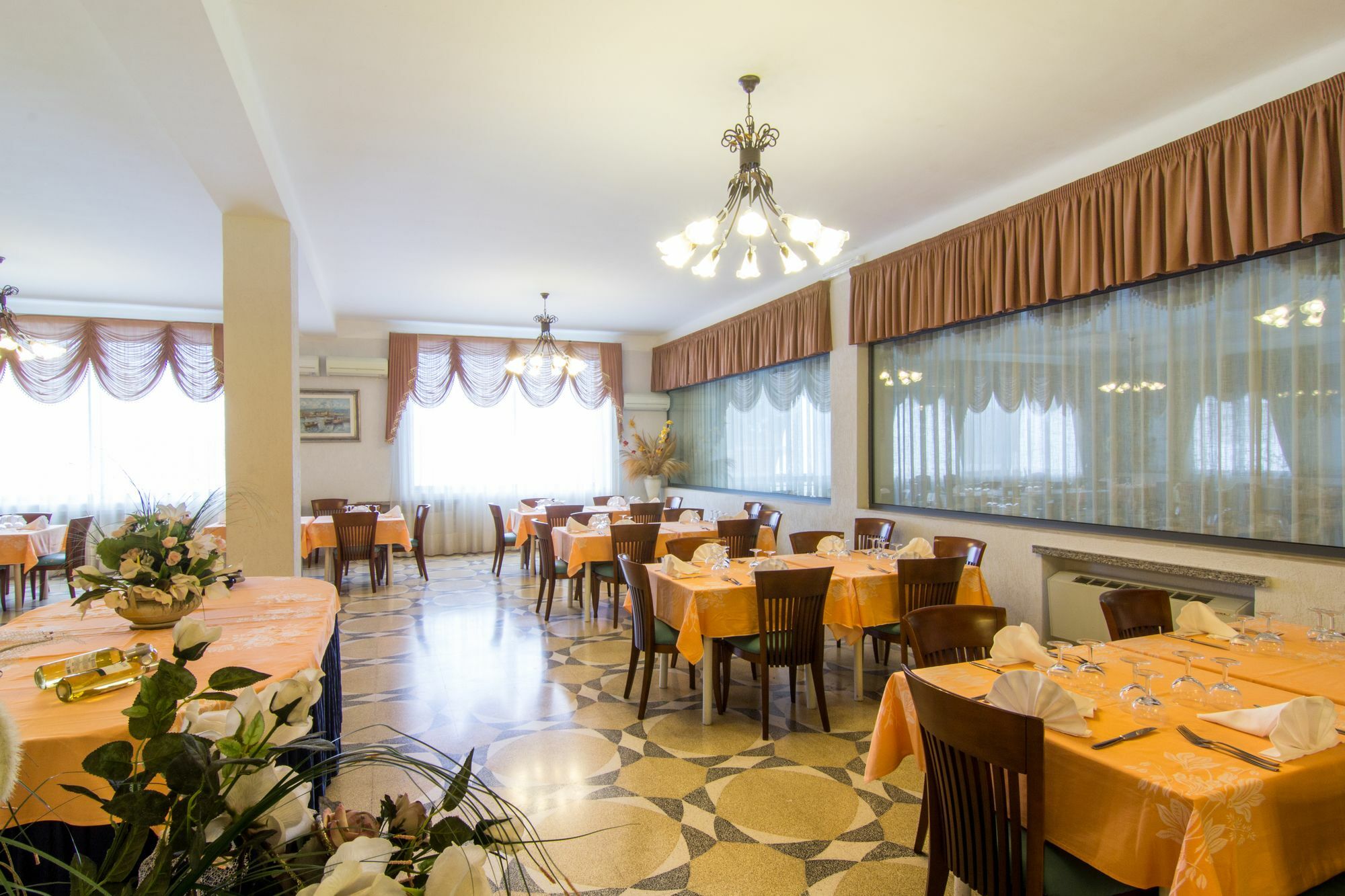 Racar Hotel Frigole Exterior photo
